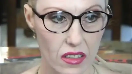 Big boobs blonde milf in dogging position