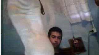 Thẳng người chân trên webcam # 352