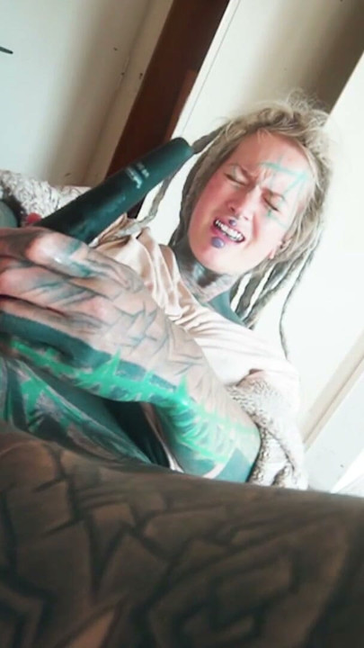 Tattooed Minxs Outdoor Ass Wrecking Orgasm | Clip 1