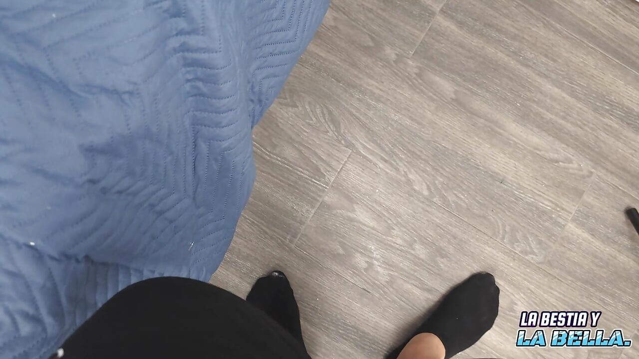 My Horny Girlfriend Welcomes Me with a Nice Hot Sex and Asks Me to Stick My Amateur Dick in Her