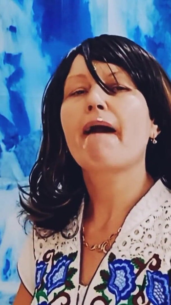 Uzbudljiv trenutak iz "Vruća MILF uživa u okusu sperme".