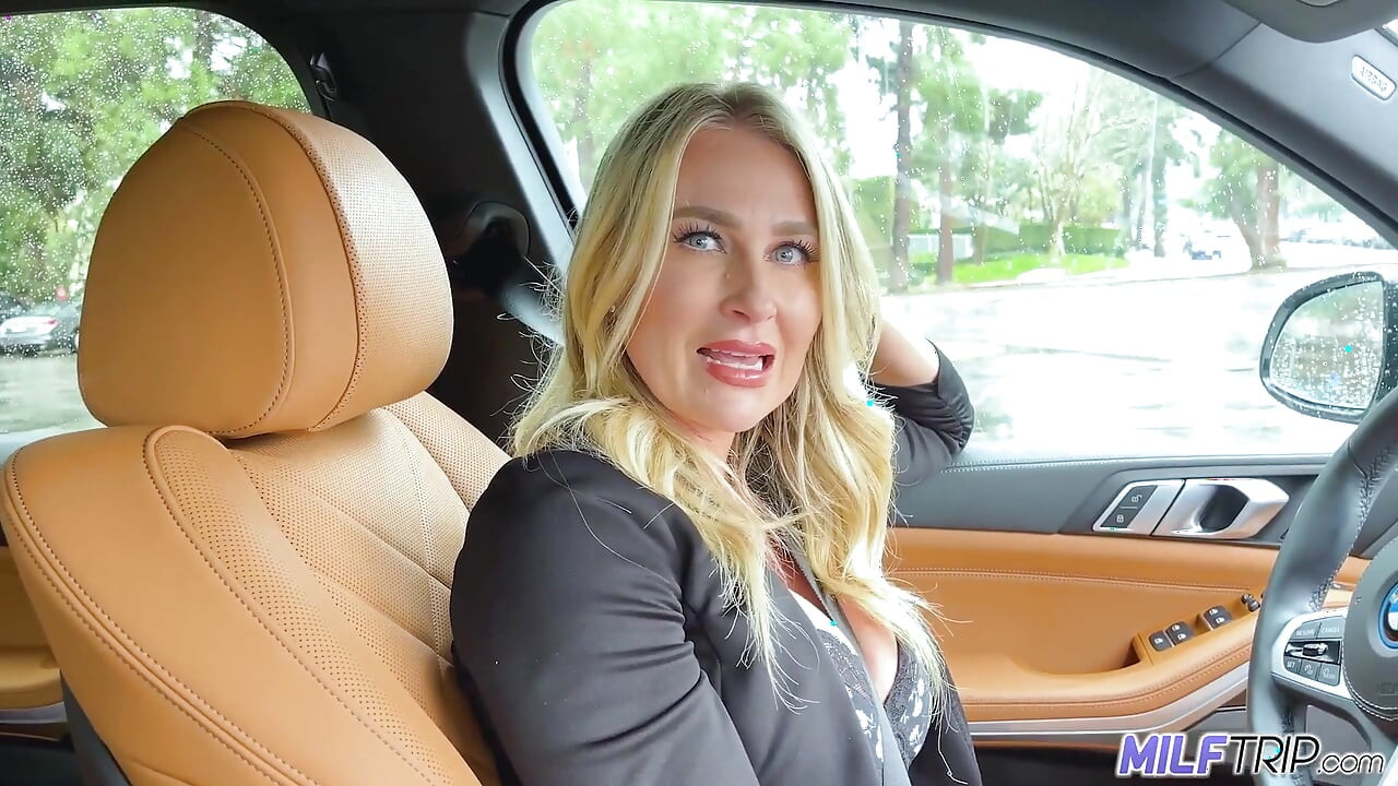 Milftrip Busty Blonde MILF Picked up for Unattached Sex