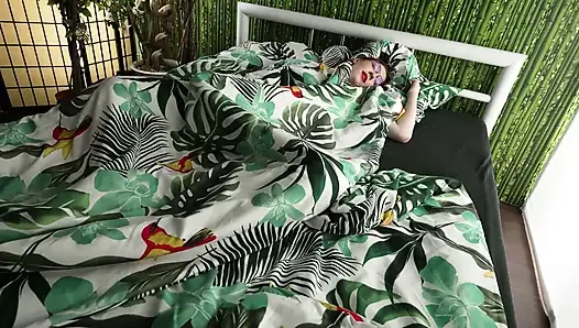 Redhead beauty has orgasm with massage wand