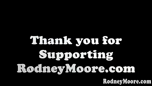 Порно-легенда Lea Lexis, грязный минет с глотанием