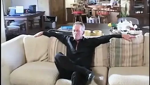 Small tits ghetto ho on sofa sucking and fucking a white dong