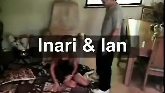 Atemberaubendes blondes teen lutscht einen großen schwanz und nimmt ihn tief in ihr enges arschloch