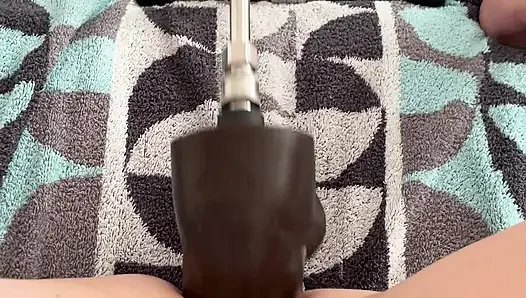 Büyük zenci yarağı dildo oğlumun amcığını sert sikiyor ve deliğimi açık bıraktı, MrHankeystoys