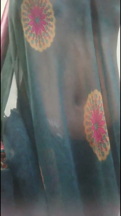 Desi Saree Undressing Tease - Full Nude Solo Play - Intense Orgasm - No Face - 4K | Кліп 1
