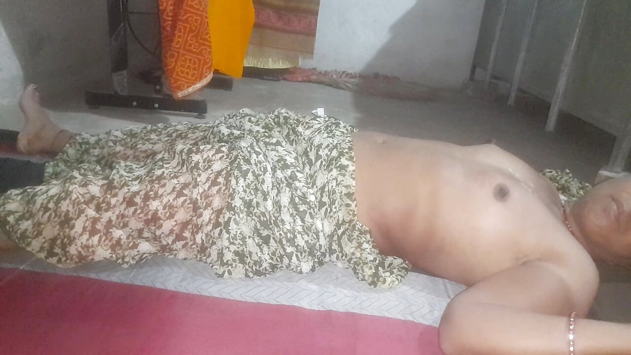 Desi romantic shokin bhabi kihard chudai crempai