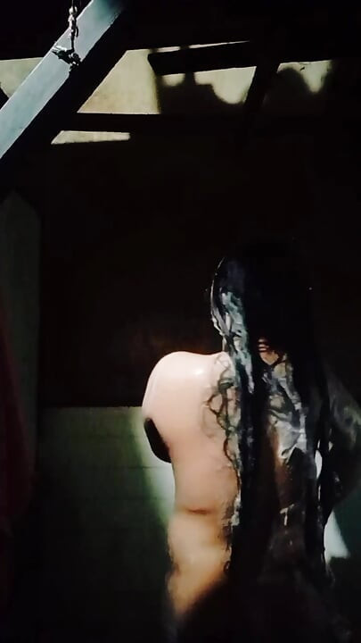 Filipina Babe Plays in Abandoned Comfort Room While on Secret Video Call - Ayesha Sy