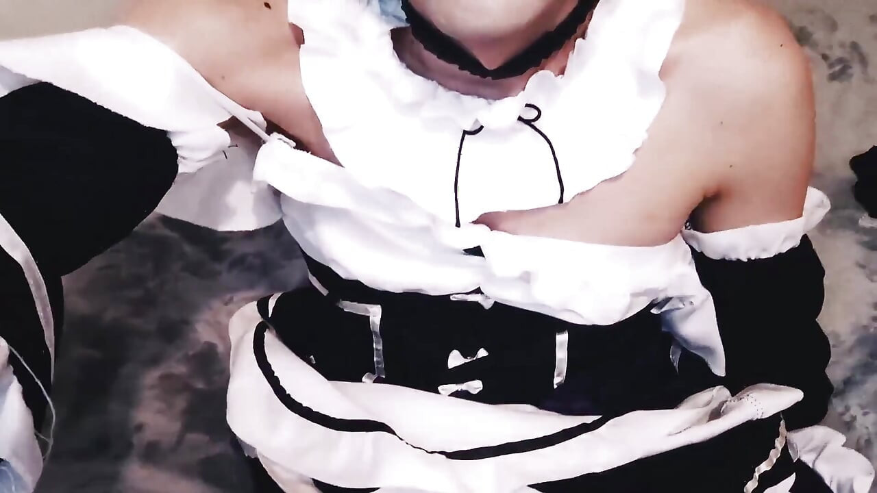 Maid Cosplayer Anal Masturbation and Cum