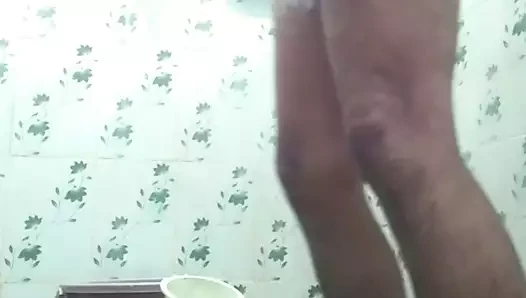 Desi oğlan masterbation içinde banyo
