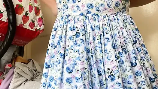 Sexy, Toned, Girl-next-door Is Like Goldilocks Trying on New Clothes!