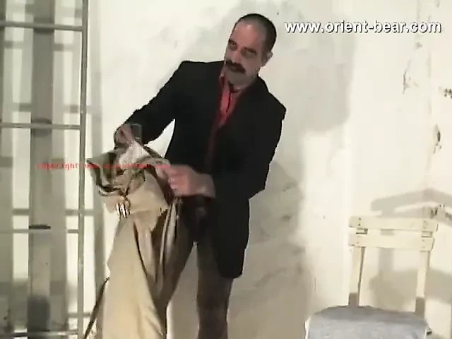 1583