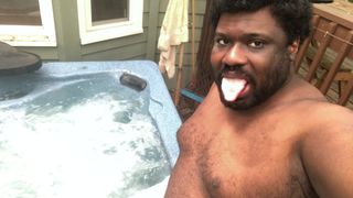 Brincando sensual na banheira de hidromassagem