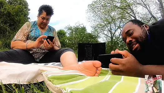 Giving Sunny12s Professional Masseuse an Overdue Foot Massage N Feet Sucking