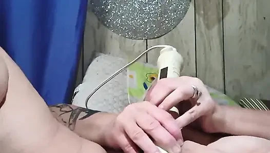 Those Pulsing Vibrations Are so Loud She Cums Roudy