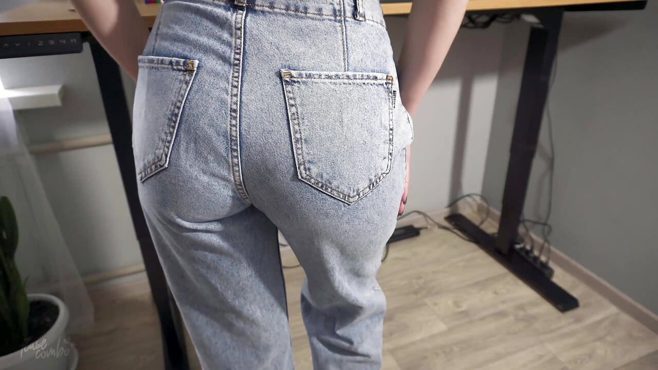 Milf Secretary In High Weist Jeans Teases Her Nice Butt