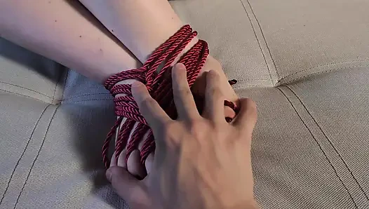 Giving my pale hot girlfriend a feet massage while I tied her up - Nawashi Black