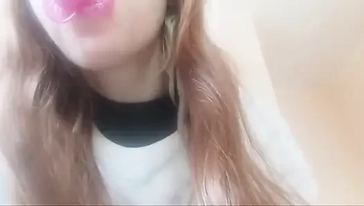 Ayah tiriku pengen aku belajar nyepong ganas... Apakah Anda tahu mengapa?