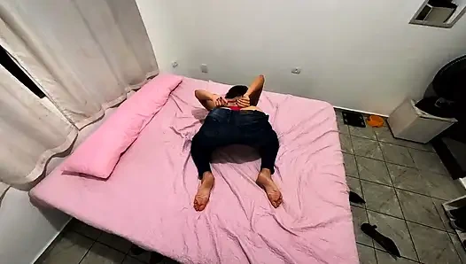 POV - Masturbation mit analplug, stöhnen und orgasmus für ihren liebhaber.