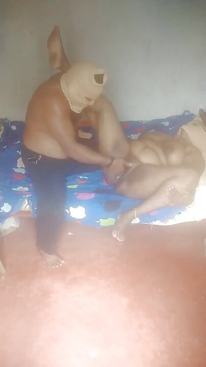 man in lady massaging performance