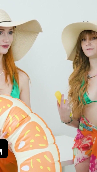 Bộ sưu tập bikini và mông dễ thương với Vanessa Moon, Alice Marie, Emma Rosie & Riley Star | Clip 1