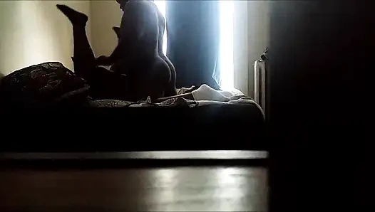 İri güzel kadın yarak alıyor