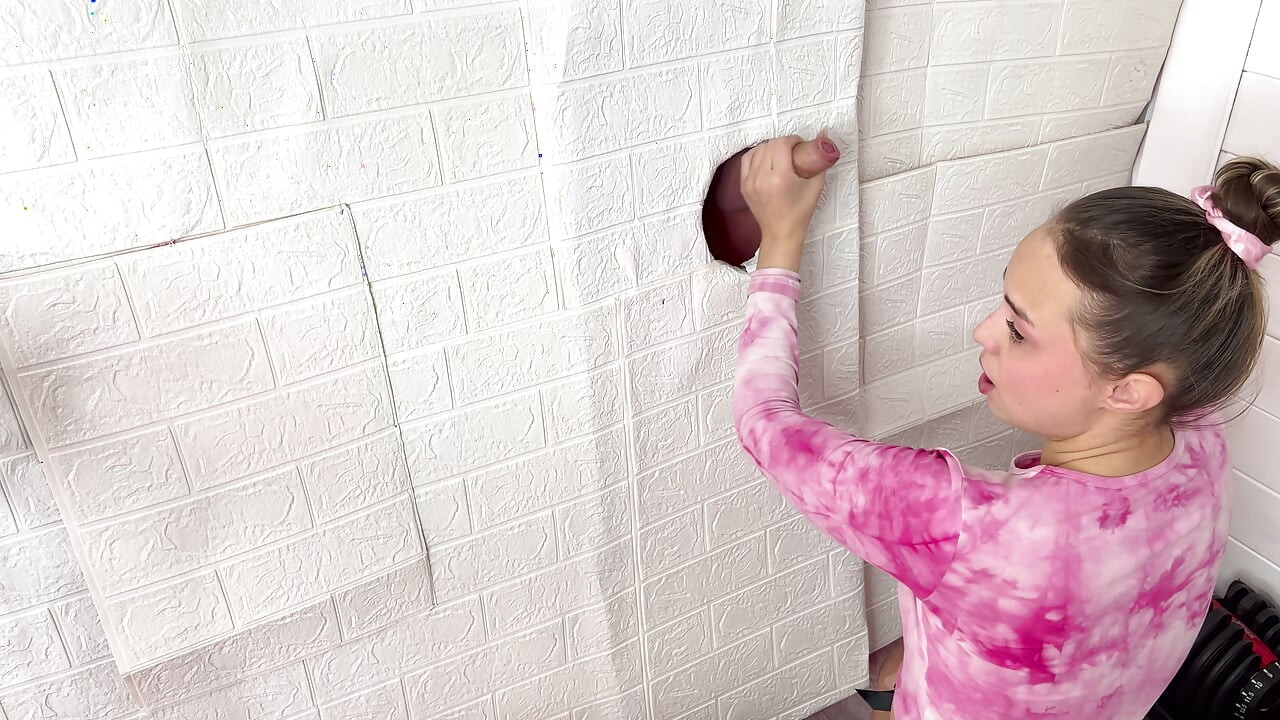 Kutas Gloryhole nie może poradzić sobie z tego rodzaju dotykiem