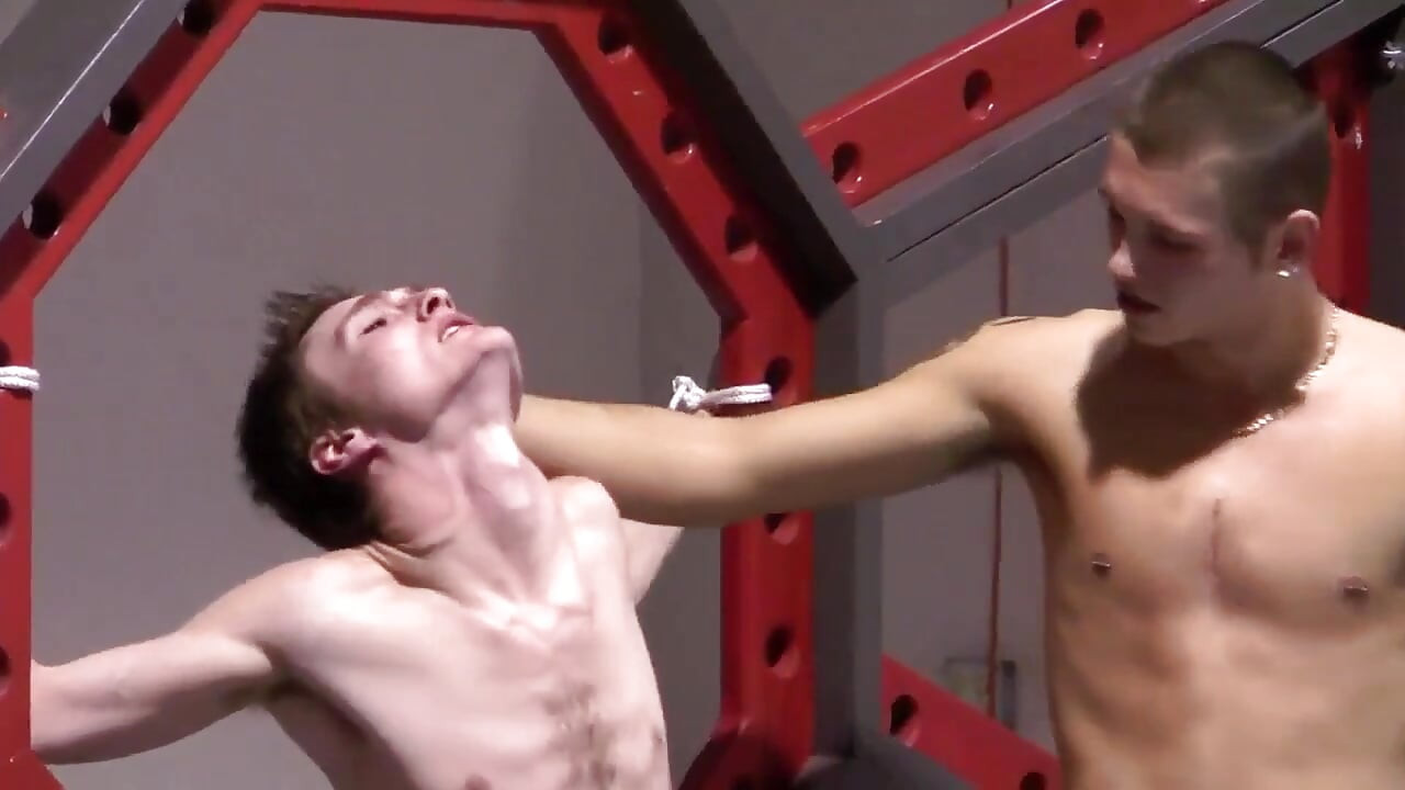 गुलाम साथी - अध्याय 1