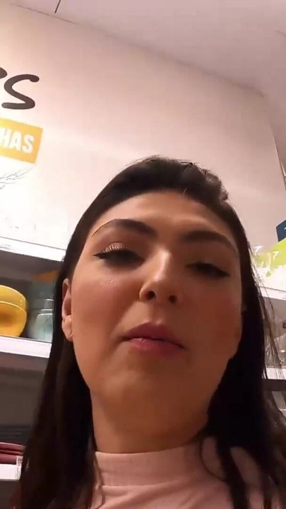 Lesbian latina yang hot lagi masak - bts - sfw | Klip 1