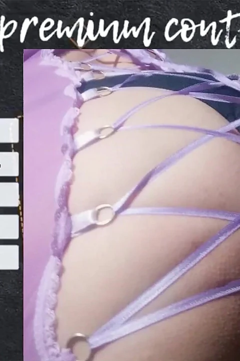 Kouřím penis svého nevlastního bratra velkým tlustým ptákem, prsatá a velký zadek, super bohatý. Sexy Argentinky