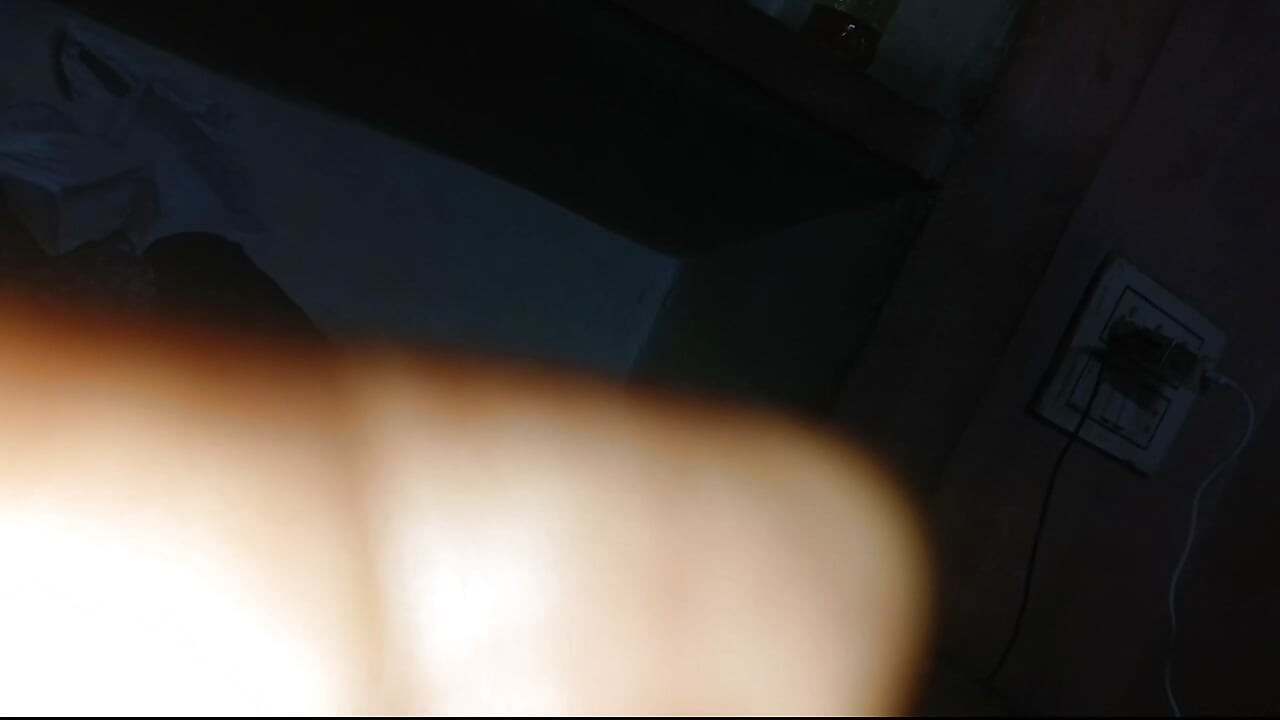 bhabhu ne roo share kia