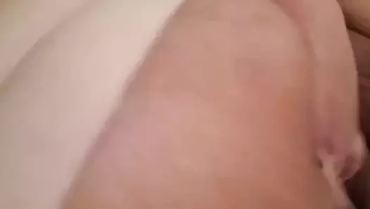 Cintai vaginanya yang gemuk