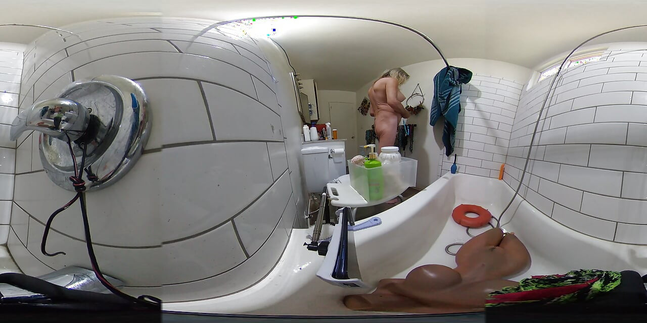 LizzyYum VR JULY 2026 bathing masturbation Dilation #60
