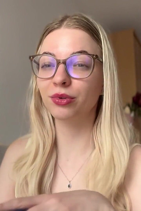How to Leave a Mistress (when It Feels Too Hard) Addicted to Femdom!