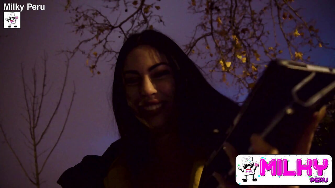 Busty Horny Girl Calls Her Ex-boyfriend While a Stranger Sucks Her Pussy in the Park