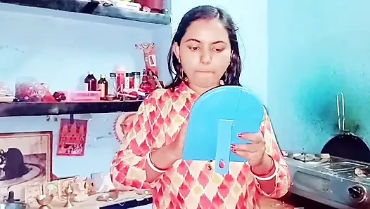 Asyalı Hintli desi kız arkadaş mms sert sikişiyor ve sansasyonel ön sevişme videosunu seviyor