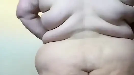 Bbwbootyful besahnender körper nach der dusche