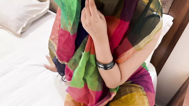 Badi Gand Wali Bhabhi's Mms Leaked