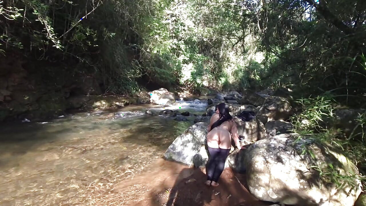 PART ONE I go out to explore nature I found a guy and I ask him to fuck my ass and he gives me a delicious fuck and his milk has a s