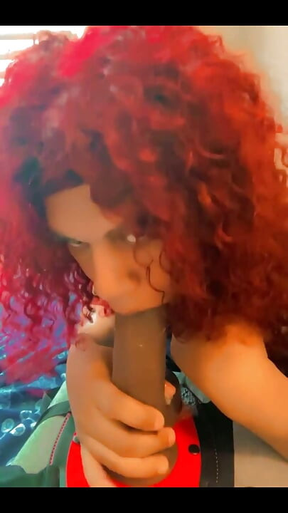 Bú cu giả to đen