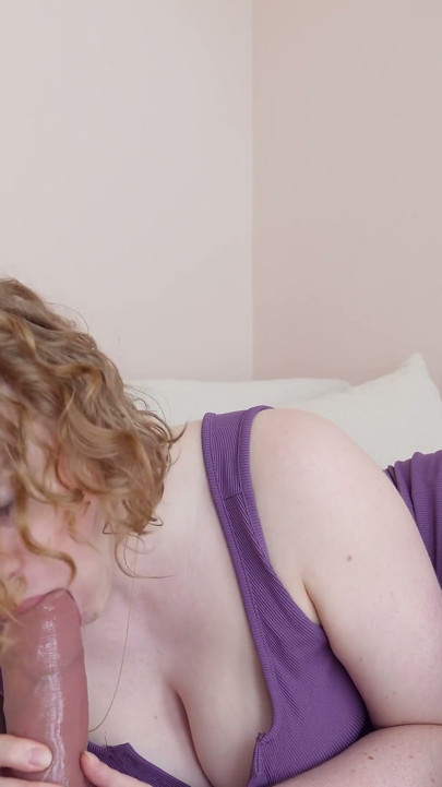 Stepmommy Sarah Calanthe Drains Your Cock to Protect Your From Gold Digger