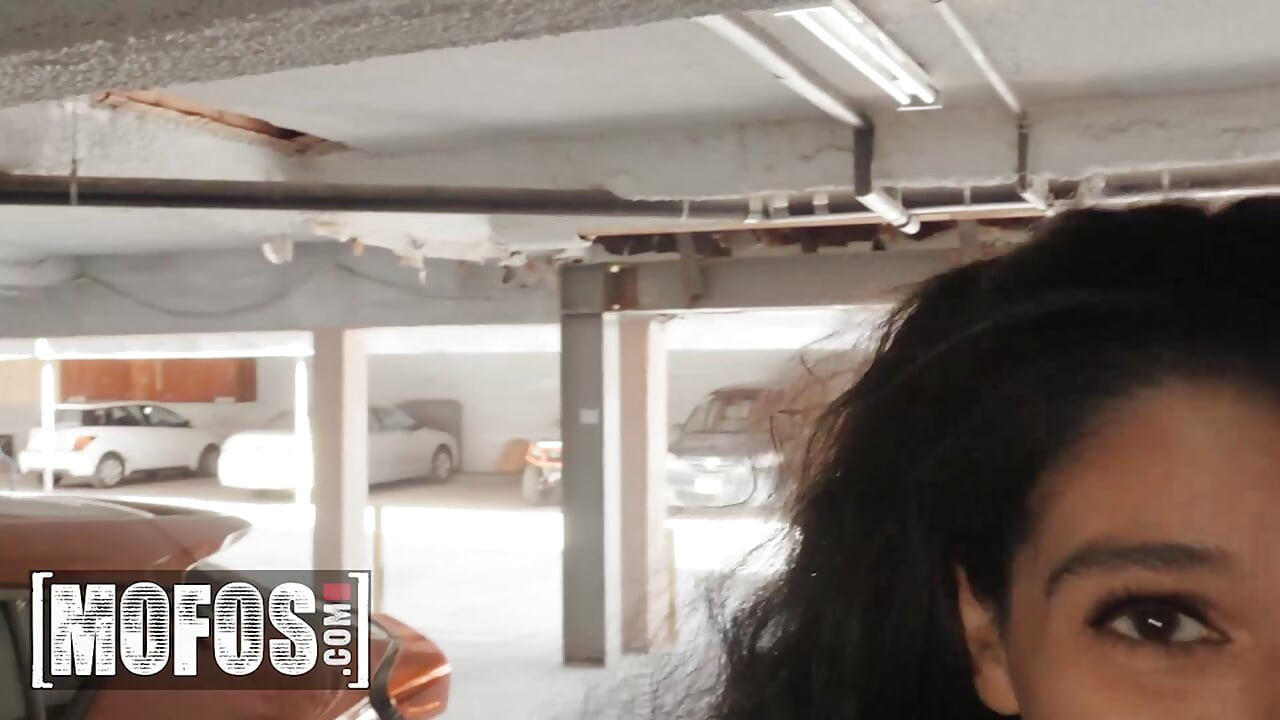 MOFOS - Harley Haze Uses Every Trick She Knows To Get A Ride In Scott Nails’ Luxury Car