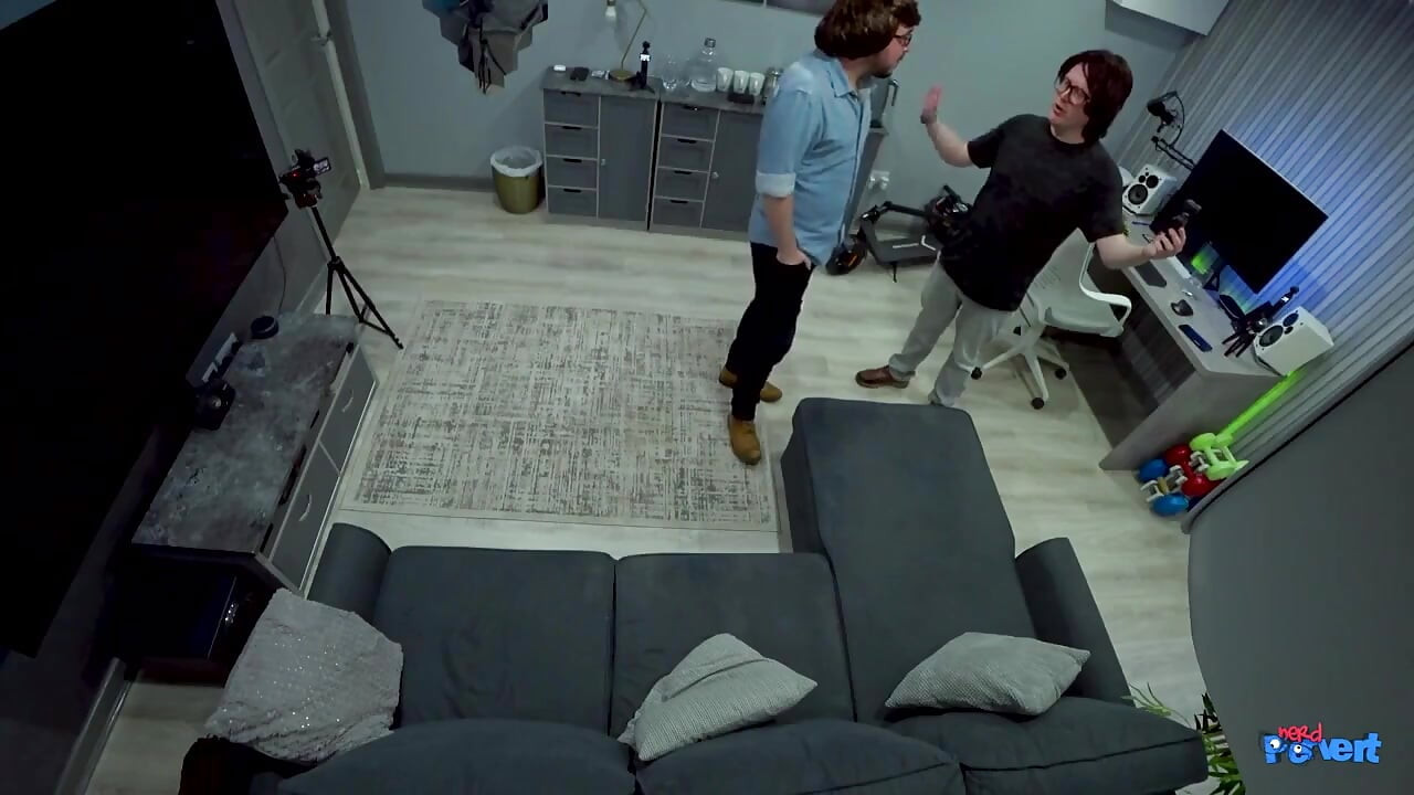 جين سينز - أول مرة مصاصة الديك القوطي