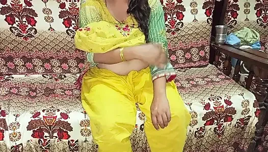 Sara khan ki new video bhabhi and dever sex alone in room