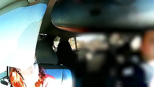 18-jährige rothaarige jules ist ein teilzeit-webcam-mädchen