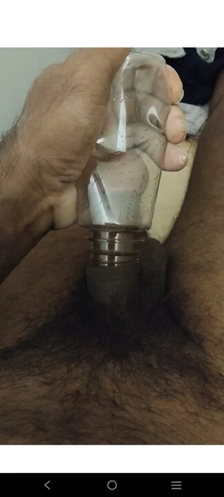 Mastbaston rıhtım içindeki şişe