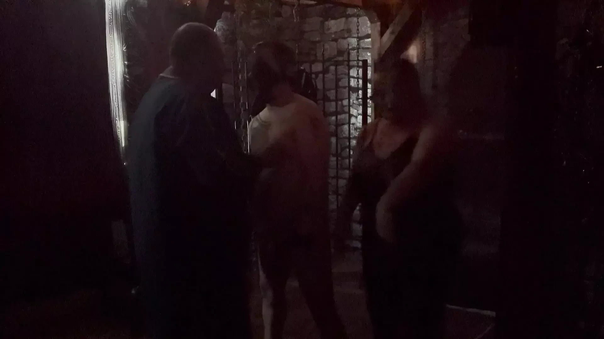 Aşağılama. Şaplak atma ve bölüm 1