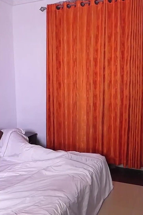 She Cheat on Her Husband